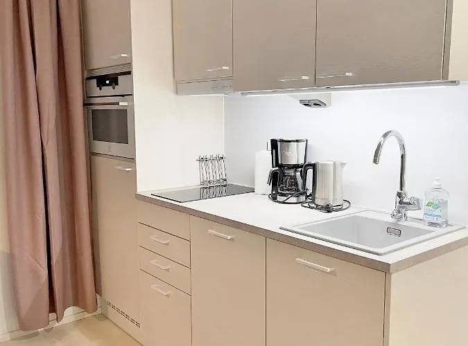 Haalia Homes Paeaeskynpesae *